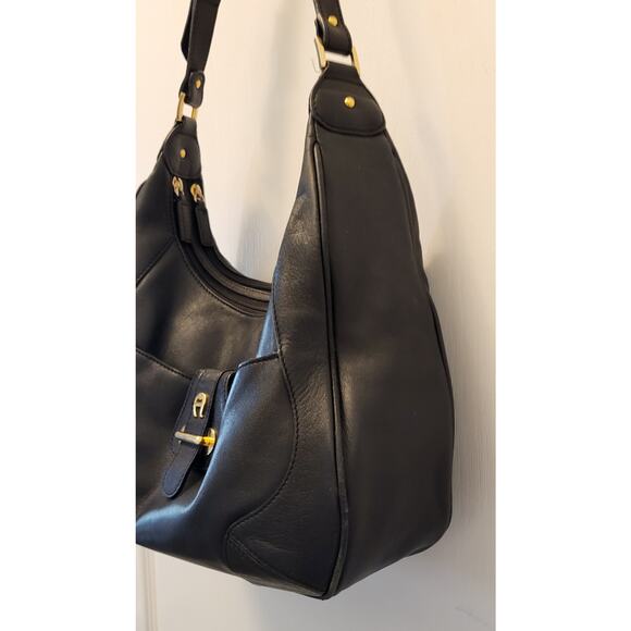 Etienne Aigner Black Shoulder Handbag with Front Pocket Design 80s - Picture 4 of 16